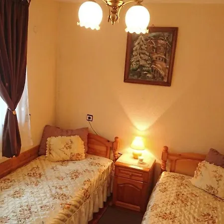 Вила Ломар מלון 3*