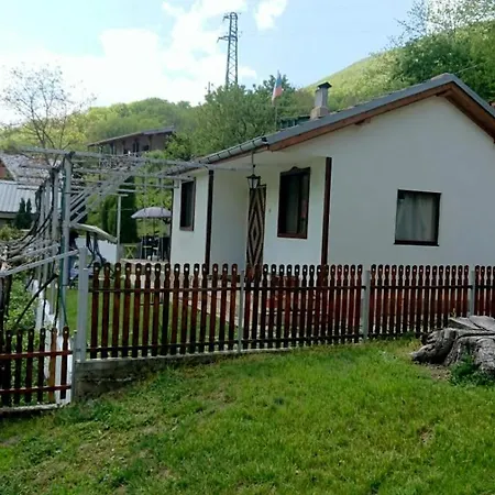 מלון Вила Ломар