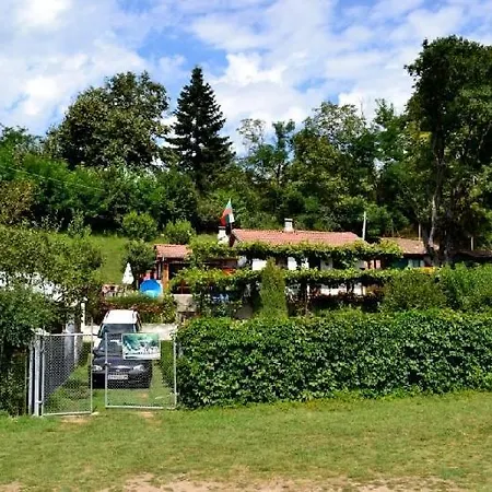 Вила Ломар